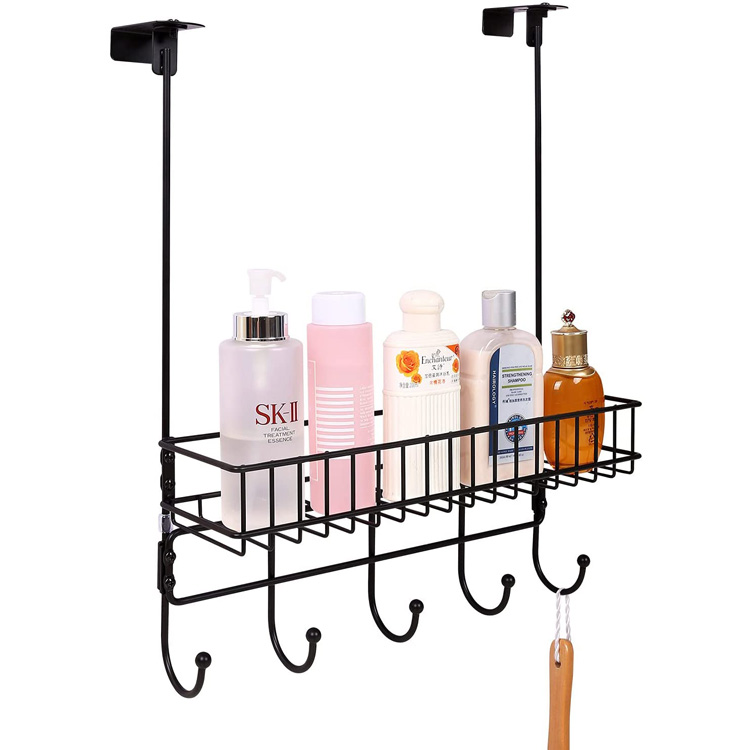 Móc kim loại trên cửa miễn phí